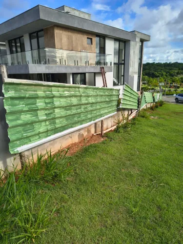 Telha de zinco para fechamento de tapume de obra