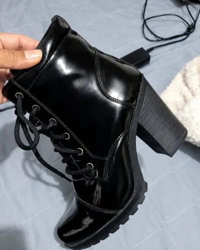 Bota Feminina Cano Curto Salto Grosso Preto N/35 ? Estado de Nova ?/Taboão da Serra -SP 