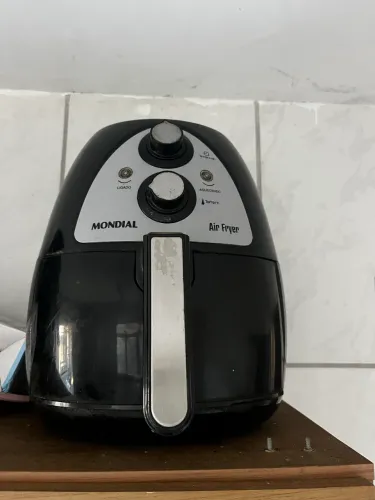 VENDO DUAS AIR FRYER
