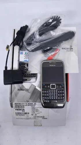 Nokia E71 Original + Carregador | Clássico Y2K | Colecionador