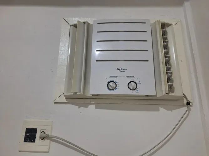 Ar condicionado janela Springer 10.000 BTUs