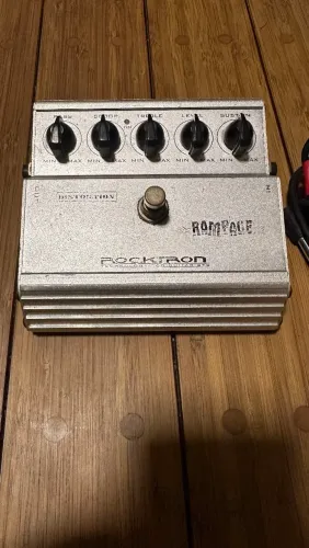 Pedal de Guitarra Rocktron Rampage Distortion + Cabo de Brinde