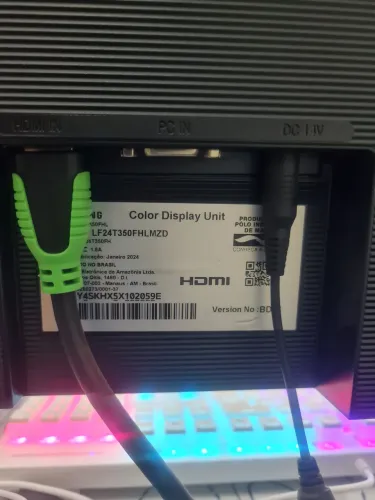 Monitor Samsung LF24T350FHLMZD 24", Full HD.