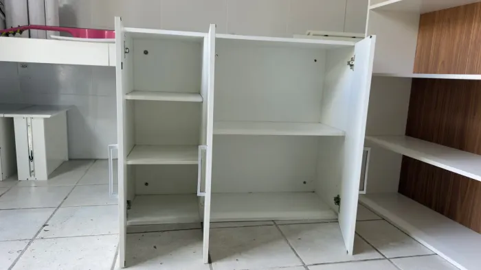 Armário Multiuso Branco 1,20 x 0,80 m com Prateleiras