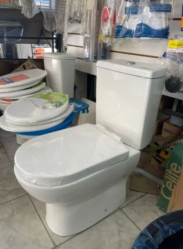 Sanitário Eliete completo