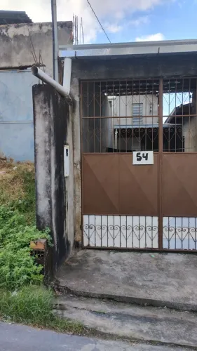 Aluguel de casa no Tancredo Neves zona leste 04 quartos grande