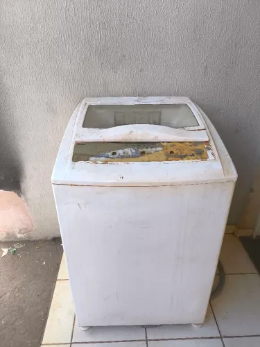 Máquina de lavar usado