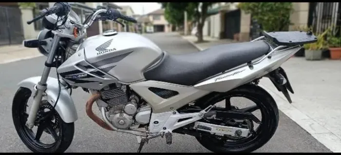 Honda CBX 250 Twister 2006