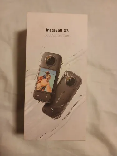 Insta360 X3