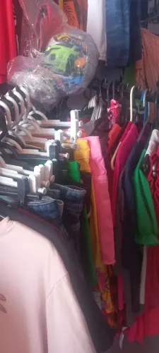 Repasse de roupas de lojinha tudo novo