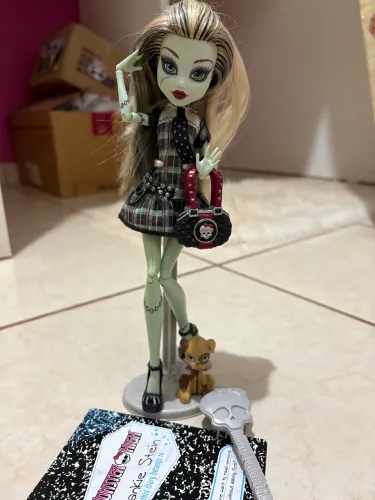 boneca monster high frankie g1