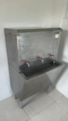 Bebedouro Industrial