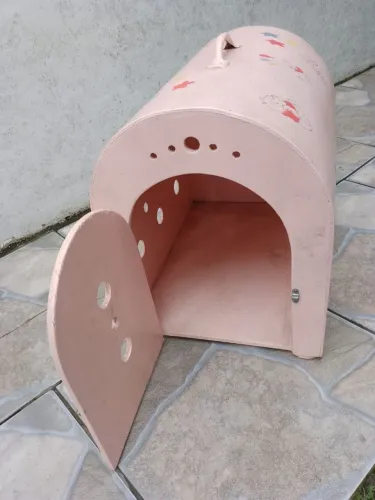 Casinha cx transporte com tampa rosa para cachorro