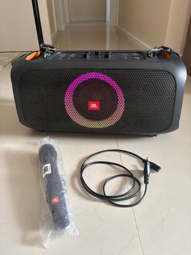 Caixa de som JBL Partybox On The Go