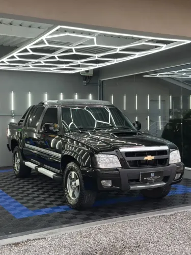 Chevrolet S10 Pick-up Exec. 2.8 4X4 CD TB Int.dies 2011