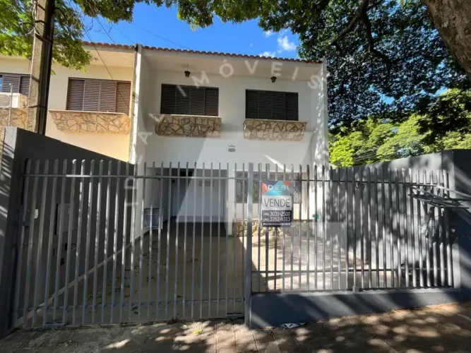 Sobrado a venda no bairro Jardim Tropical - Maringá/PR