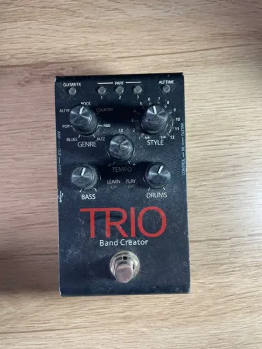 DigiTech TRIO Band Creator - Baixo e Bateria Automáticos