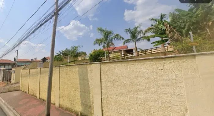 Casa para venda tem 243m2 com 3 quartos - Pinhalzinho - SP
