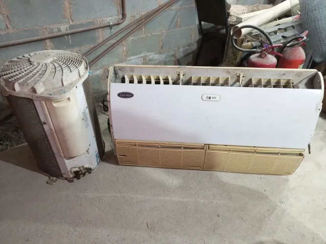 Ar condicionado split 24000 BTUs piso teto