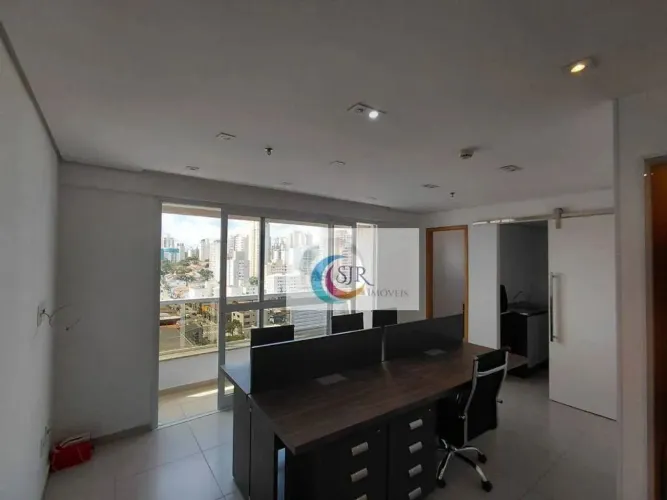 Conjunto comercial com 33,3m² para venda, na região do Campo Limpo