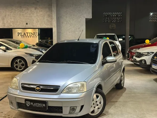 Chevrolet Corsa Hat. Premium 1.4 8V Econoflex 5P 2010