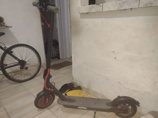 Patinete elétrico suporta 150kg 45km/HR pneu furado