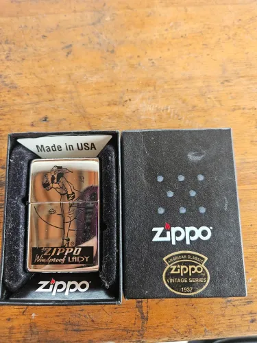 Esqueiro zippo novo