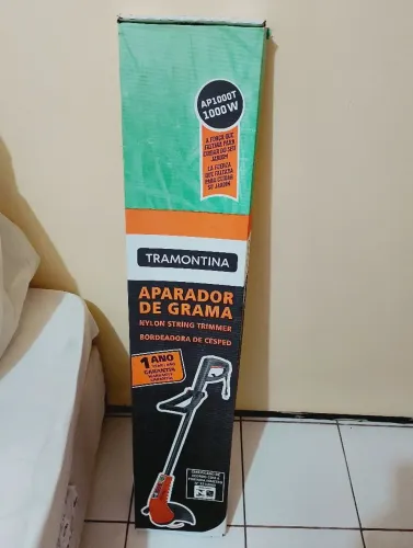 Aparador de grama Tramontina