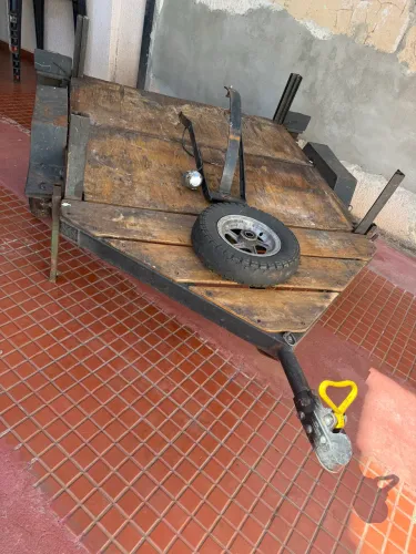 Carretinha pequena boa para moto