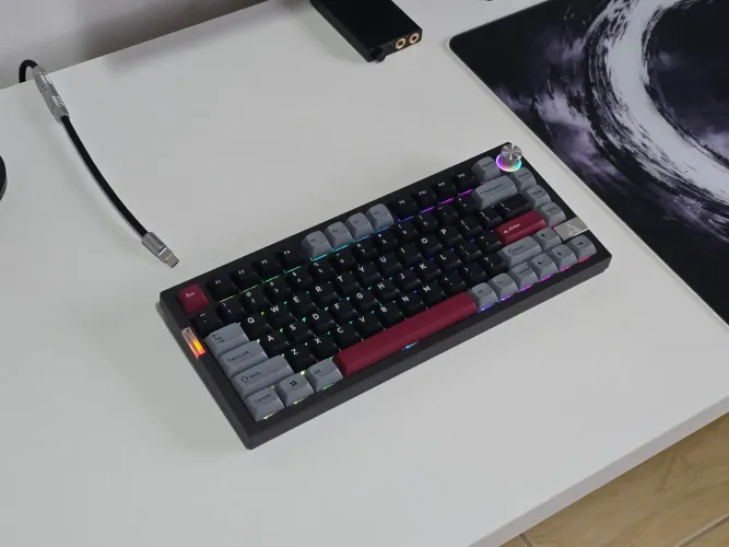 Teclado Montech Mkey Pro 75