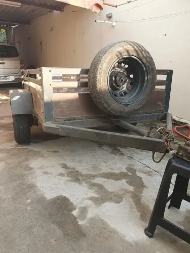 vendo carretinha rebok 2x1.20 