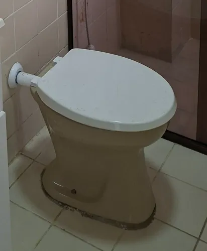 Doação Vaso sanitario em coqueiros, floripa