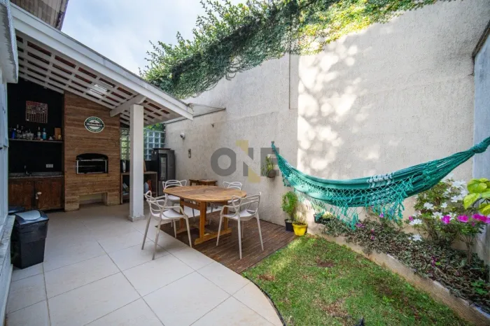 Casa com 3 dormitórios, sendo 1 suíte para venda - Granja Viana - Cotia - SP