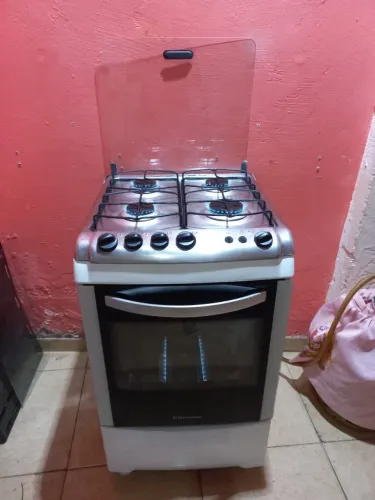 Fogão 4 bocas + forno