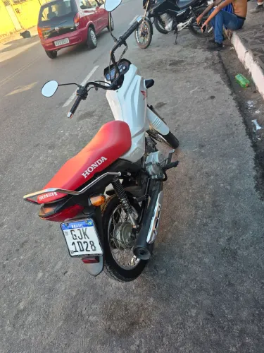 Pop praticamente nova, sem nenhum defeito 
