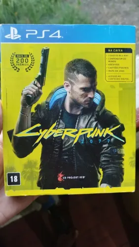Cyberpunk 2077 PS4 com mapa, adesivos, livro, etc.