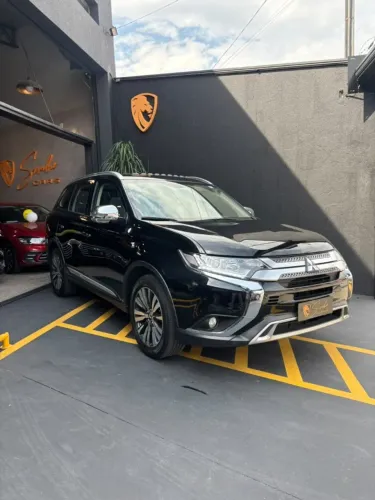 Mitsubishi Outlander HPE 2.0 16V 5P Aut. 2022