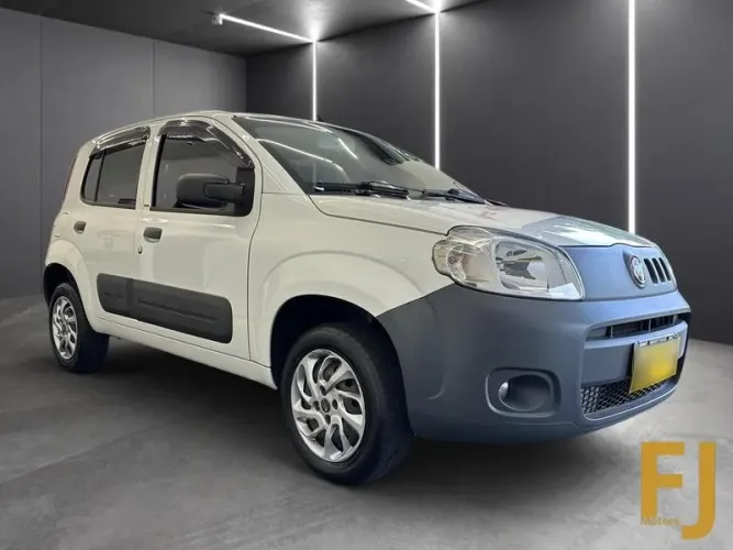 Fiat Uno Attractive 1.0 EVO Fire Flex 8V 5P 2011