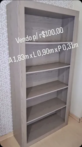 Estante de Livro