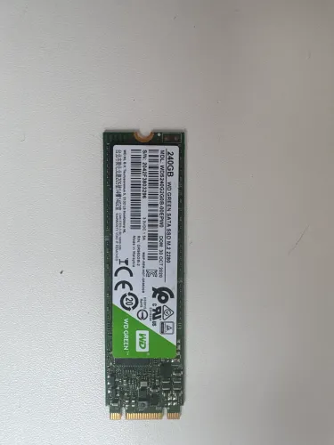 SSD 240 GB M2 WD