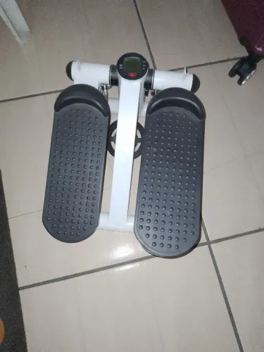 Step fitness academia