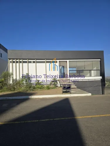 Casa nova 4/4, 2 suítes, piscina, área gourmet com linda vista no Cond. Spina Ville à vend