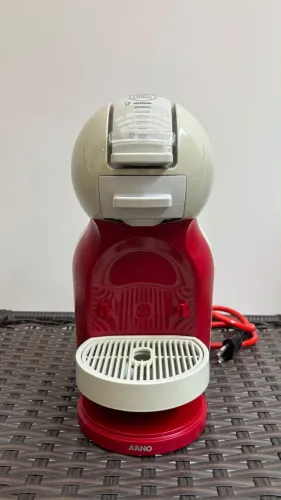 Cafeteira Arno Nescafé Dolce Gusto