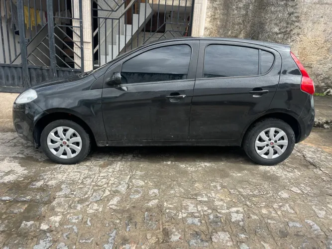 Fiat Palio Attractive 1.0 EVO Fire Flex 8V 5P 2013