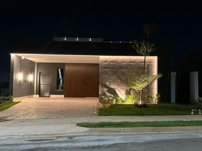 Casa Térrea à Venda no Condomínio Brisas Horizontal - 157m², 3 Suítes, Piscina Aquecida