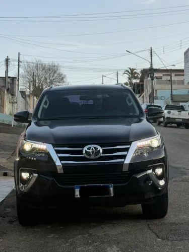 Toyota Hilux SW4 SRX 4X4 2.8 TDI 16V Dies. Aut. 2020