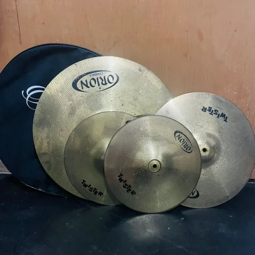 Kit completo de pratos Orion Twister 