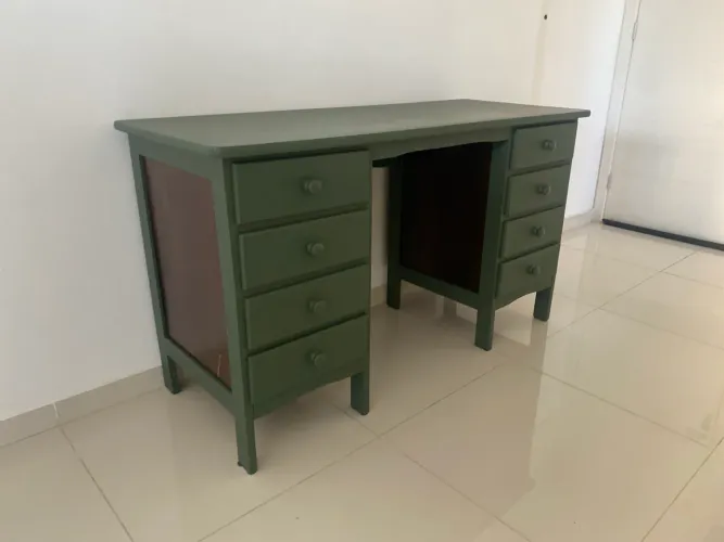 Rack Escrivaninha com 8 Gavetas e Régua Tomada