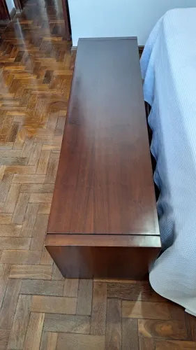 Baú p/quarto ou sala. Ótimo estado de conservação!
