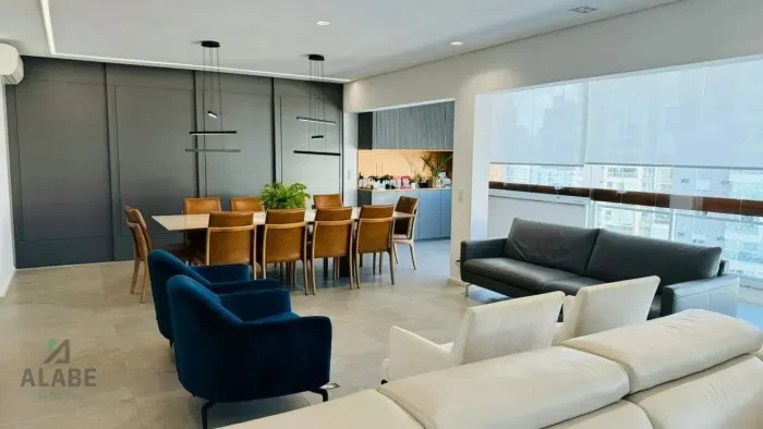 Linda cobertura àa venda no Panamby 291m², 4 suítes, 4 vagas + depósito"